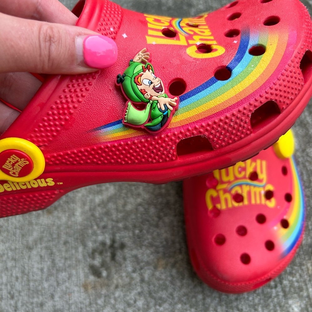 Crocs Lucky Charms collab W8/M6 ADORABLE - Picture 8 of 8